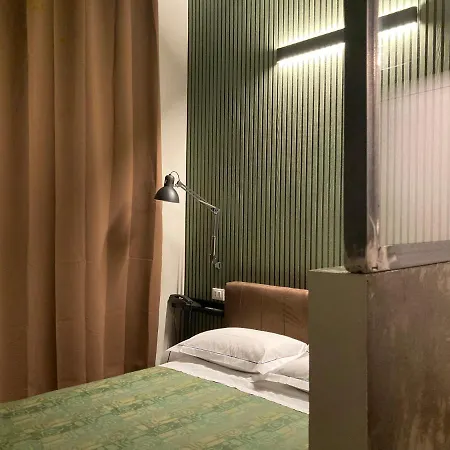 Calypso Hotel *