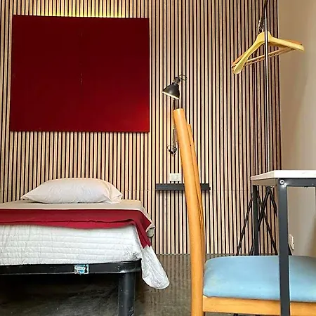 Calypso Hotel
